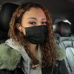 Meet your Posher, Bethany